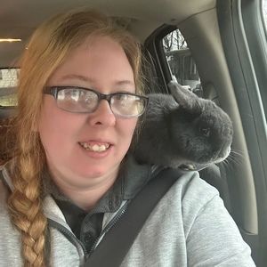 Meet your Posher, Brittney